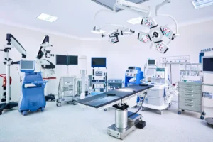 Hospital room full of equipment that can be tracked in a healthcare facility